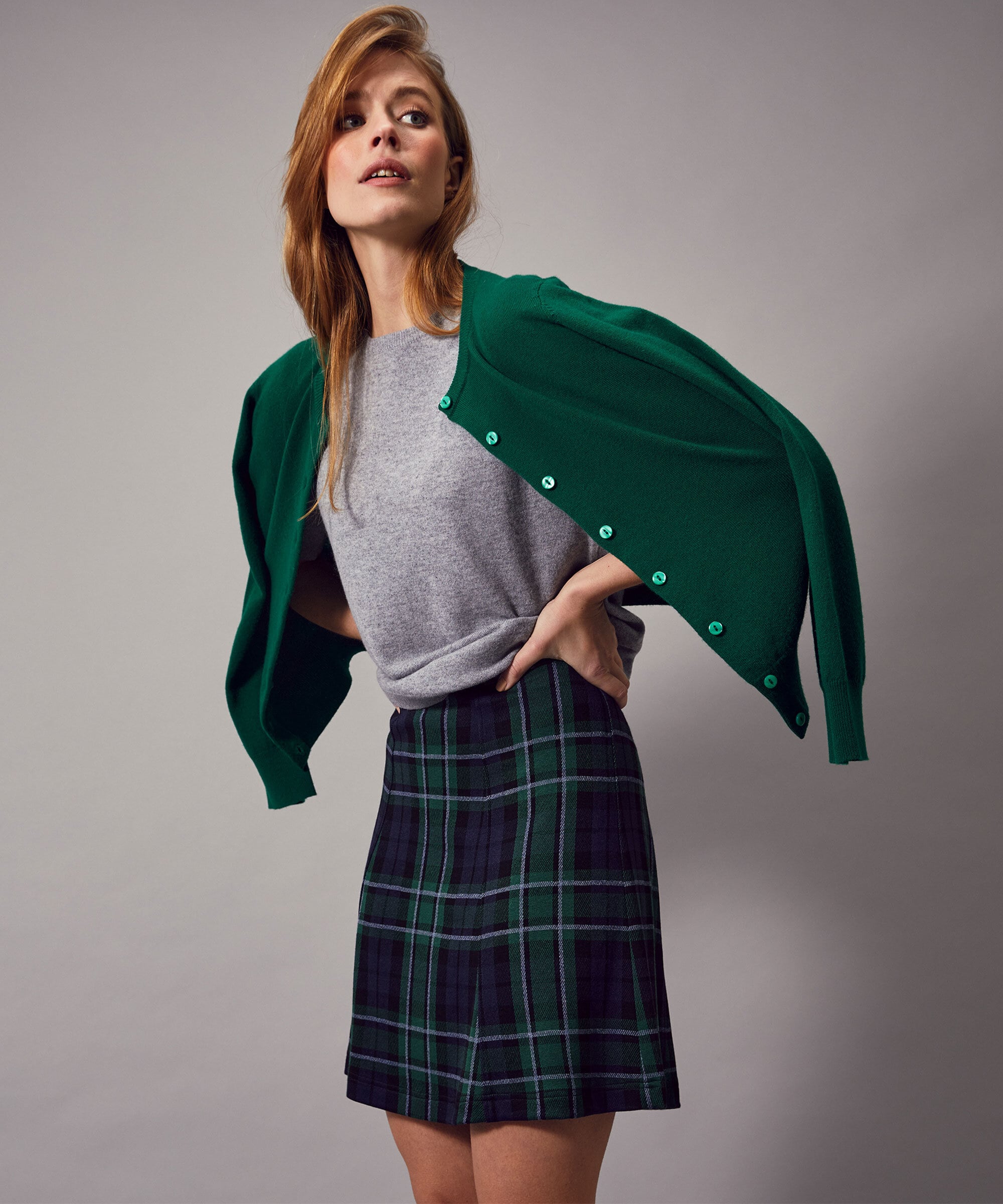 https://www.jumperfabriken.se/pub_docs/files/Macie-skirt-green5.jpg